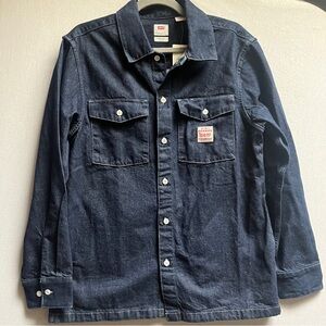 NWT Levi's Relaxed Dark Wash Denim Work To Be Done Chore Shirt Mens S